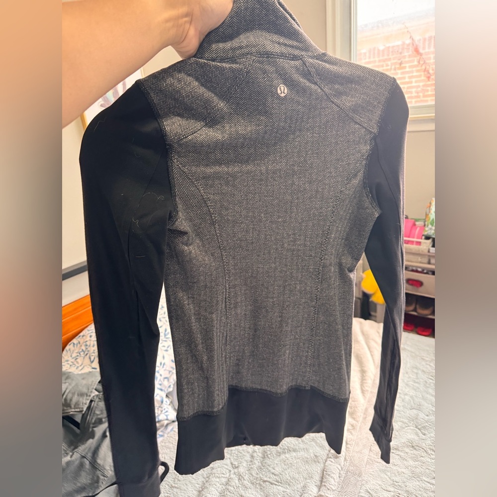 LULULEMON🖤 Jacket - Picture 5 of 5